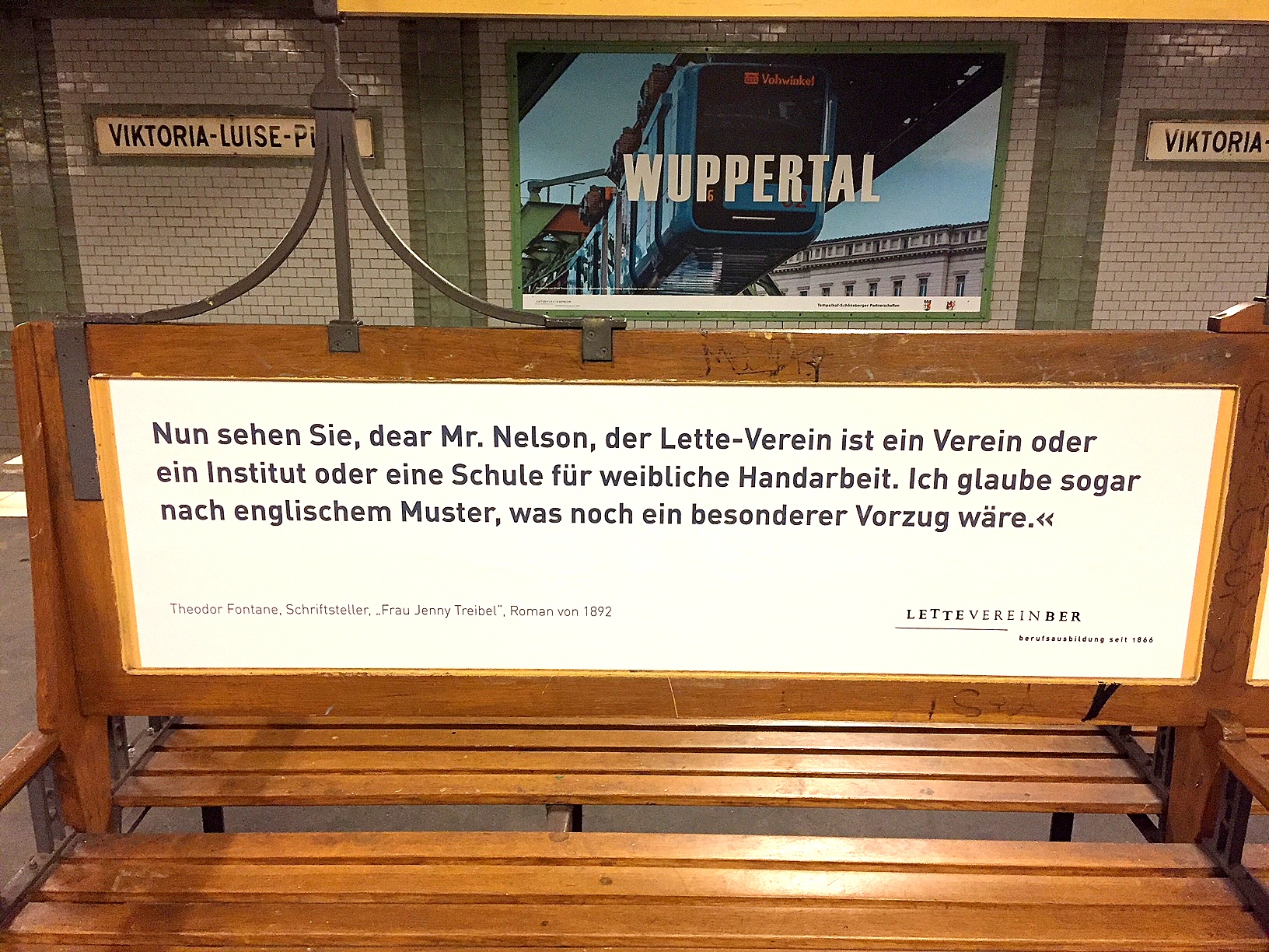 Zitate im U-Bahnhof Viktoria-Luise-Platz | Lette Verein Berlin